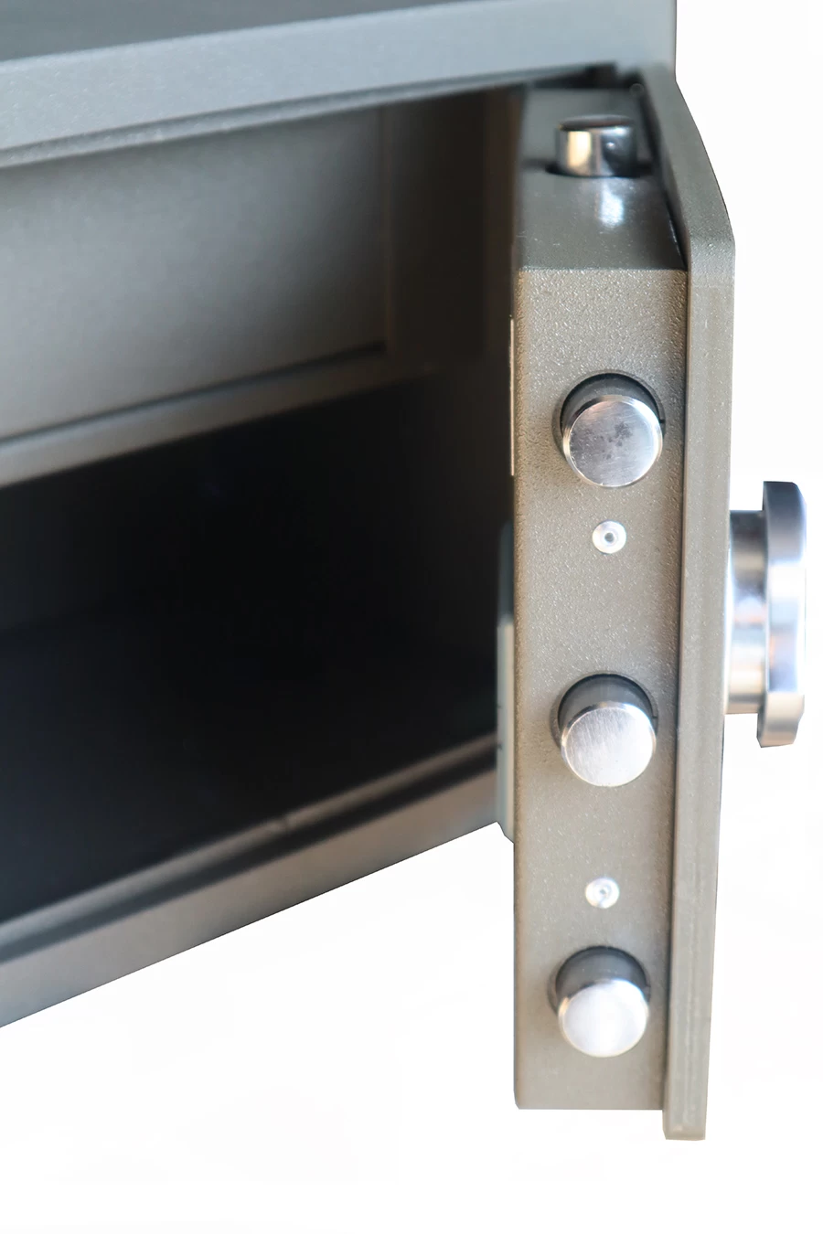 Взломостойкий сейф Safetronics NTR-22E