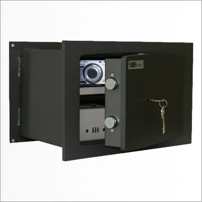 Встраиваемый сейф Safetronics STR 23M/15